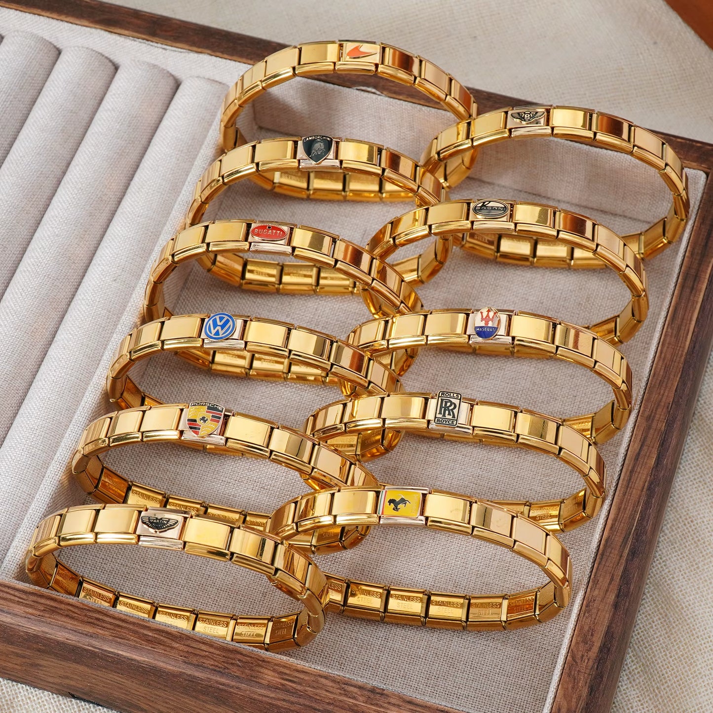 Non Tarnish Luxury Car Brand Italian Link Charm Bracelet Stainless Steel Gold Silver Car Logo Italian Charms Bracelet