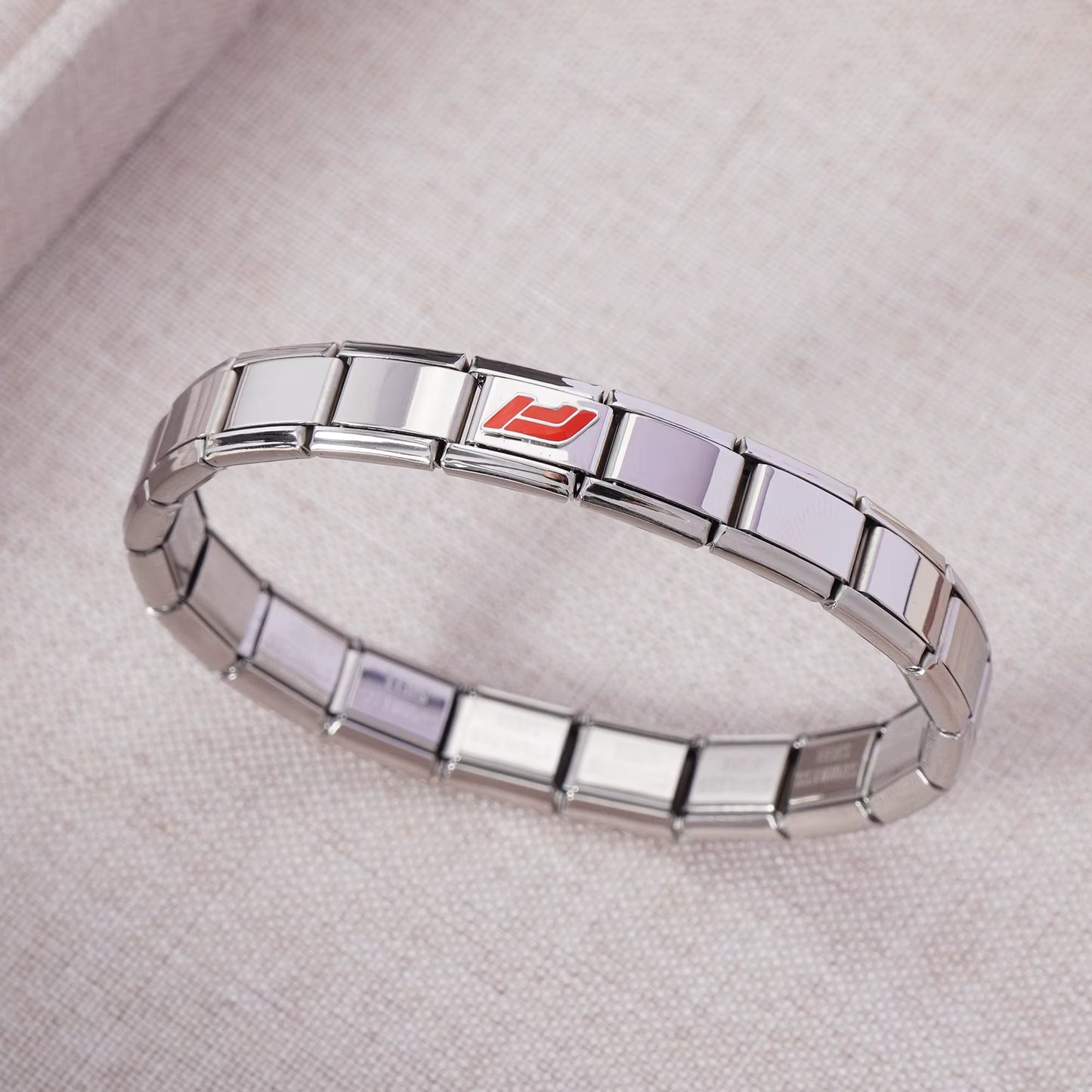Luxury Non-Tarnish Car Logo Link Charm Bracelet