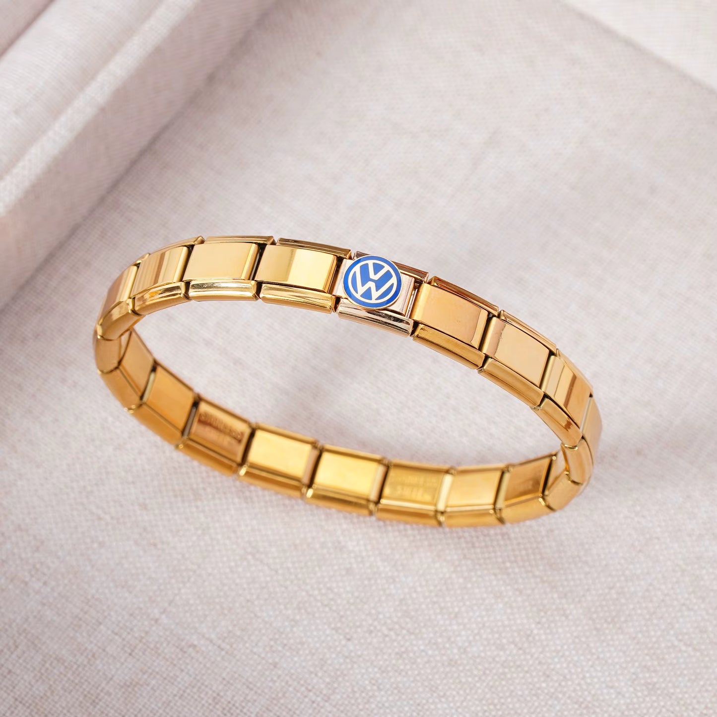 Luxury Non-Tarnish Car Logo Link Charm Bracelet