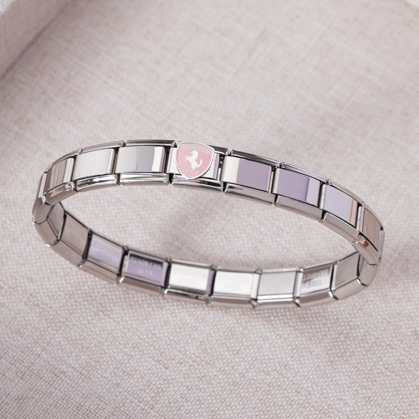 Luxury Non-Tarnish Car Logo Link Charm Bracelet