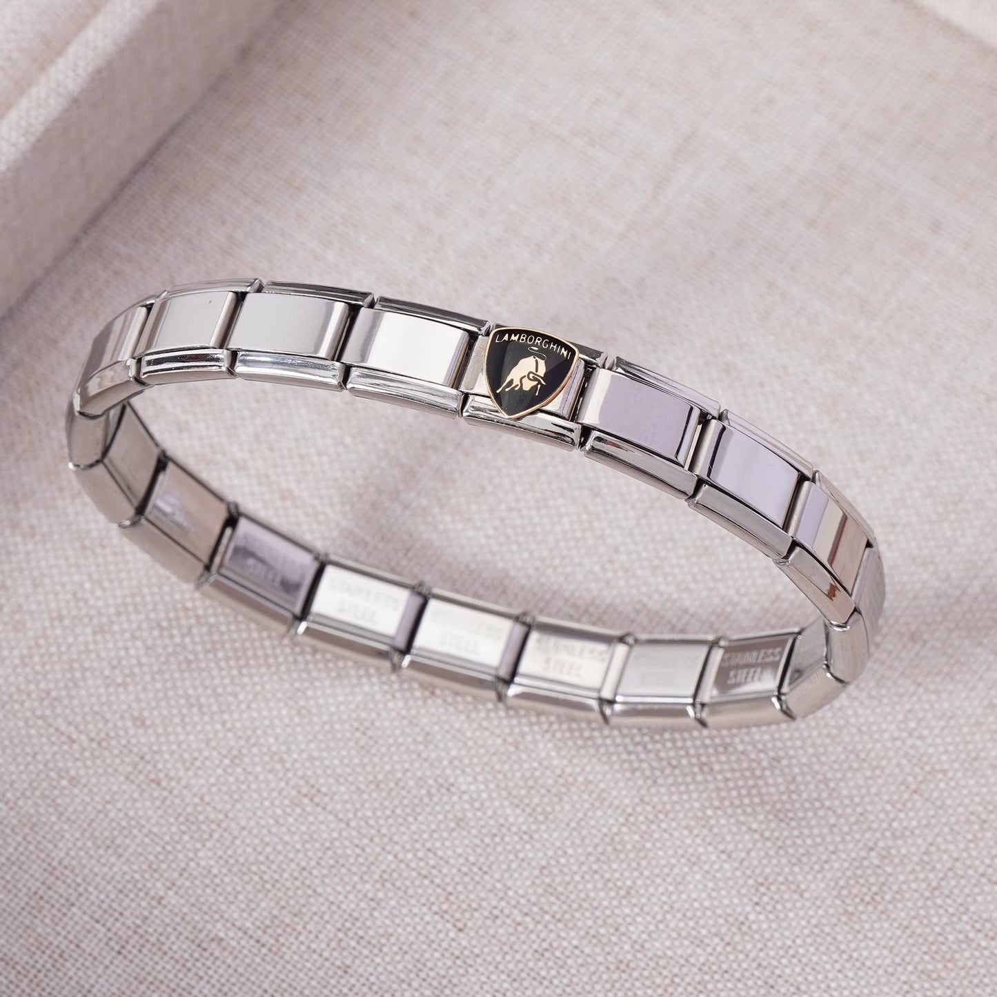 Luxury Non-Tarnish Car Logo Link Charm Bracelet