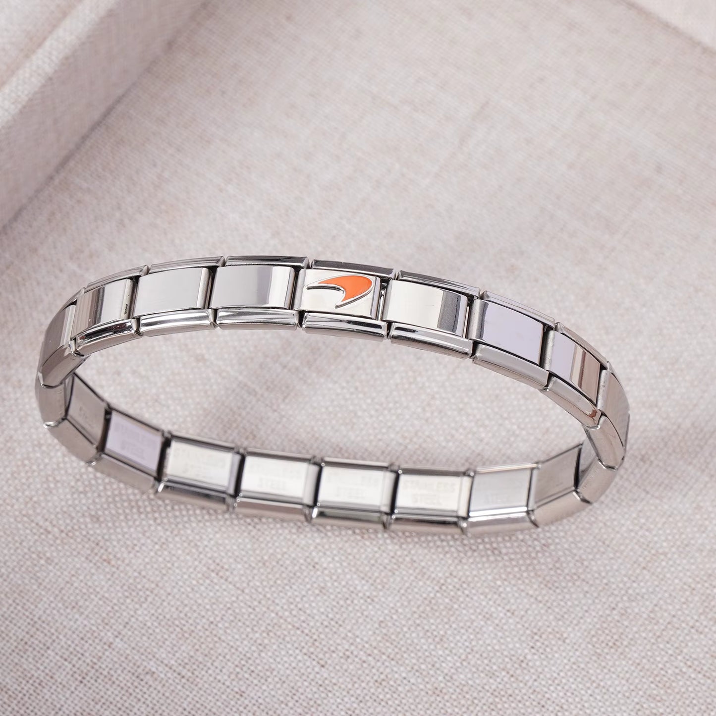 Luxury Non-Tarnish Car Logo Link Charm Bracelet