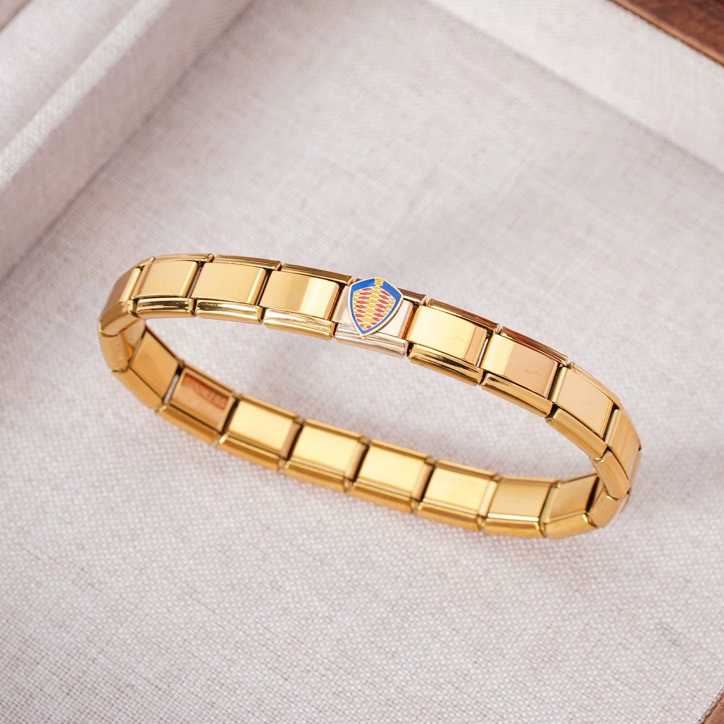 Luxury Non-Tarnish Car Logo Link Charm Bracelet