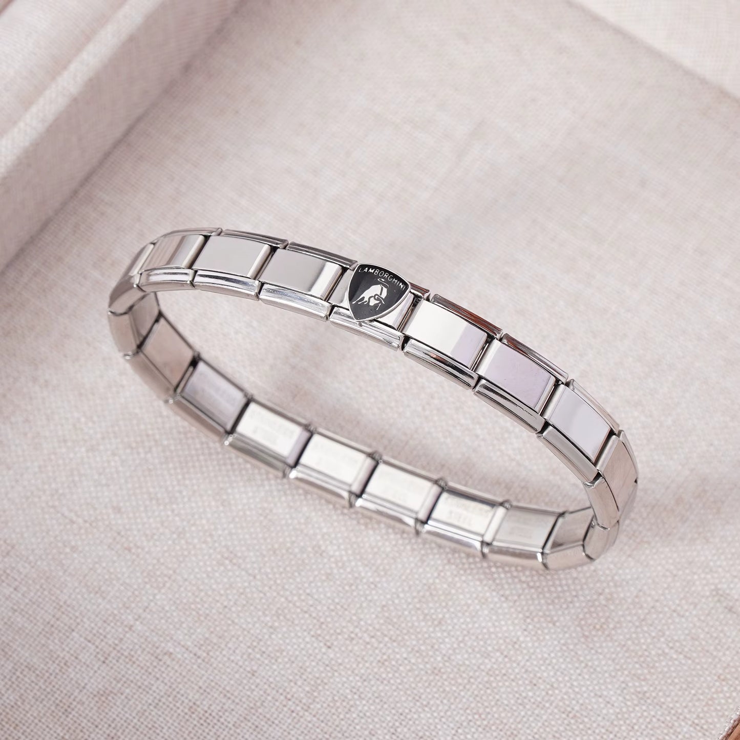 Luxury Non-Tarnish Car Logo Link Charm Bracelet